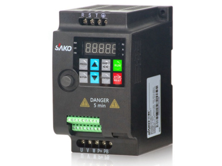 Sako SKI780-2D2-4 Преобразователь частоты