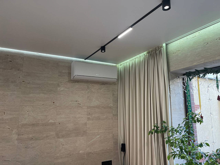 Gree GWH24AVEXF-K6DNA1A/I White Внутренний блок настенного типа