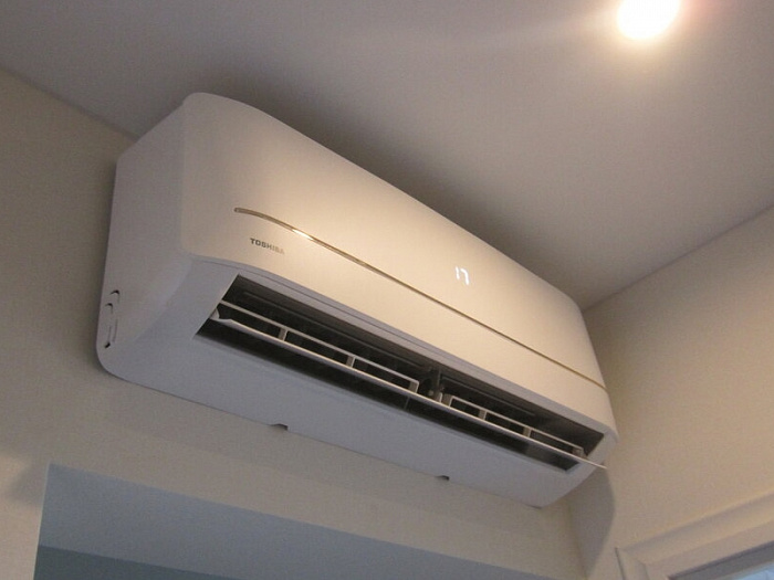 Toshiba RAS-09U2KH2S/RAS-09U2AH2S-EE Сплит-система